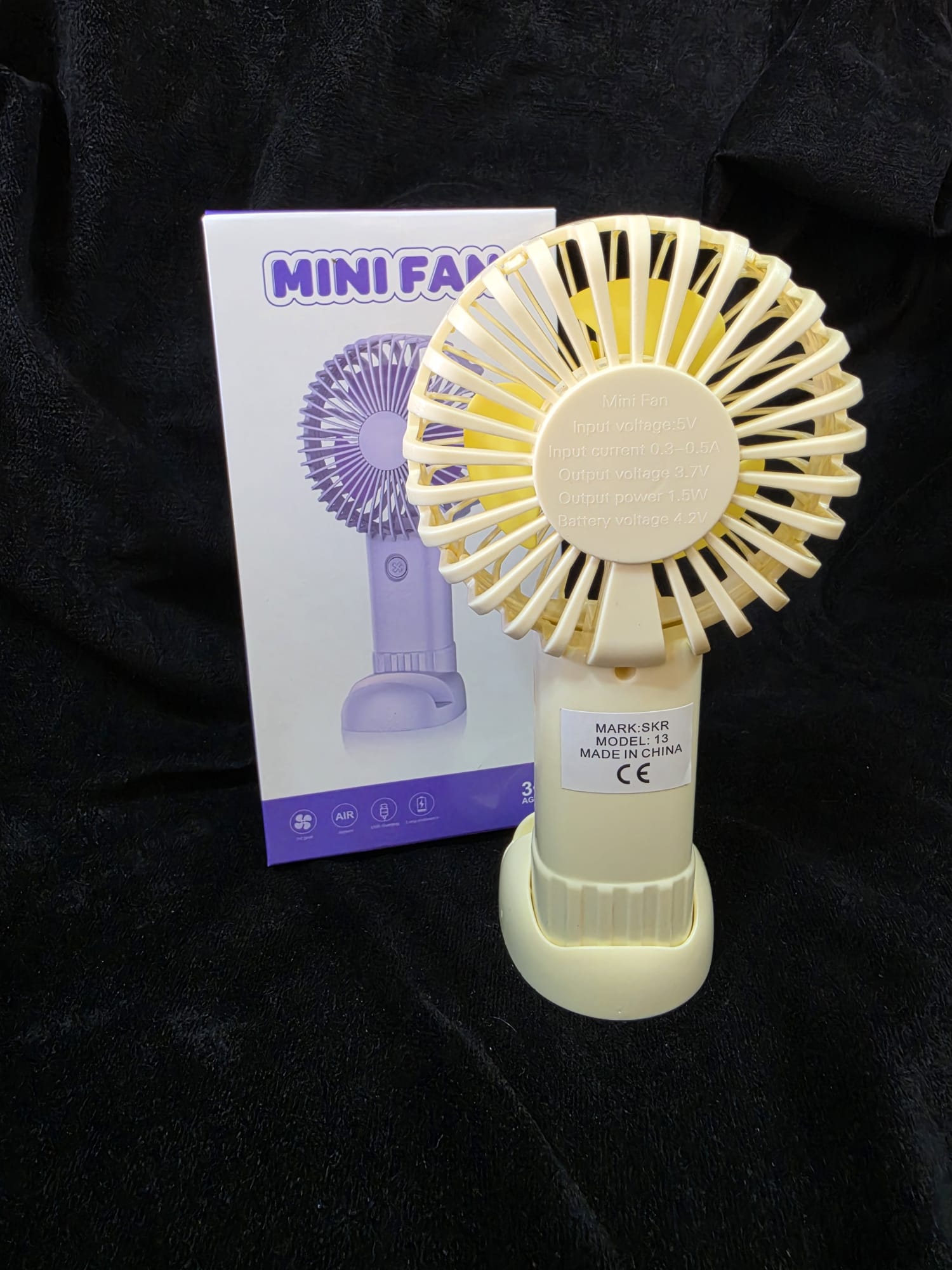 Sevimli Karakter Tasarımlı Taşınabilir Mini Vantilatör
